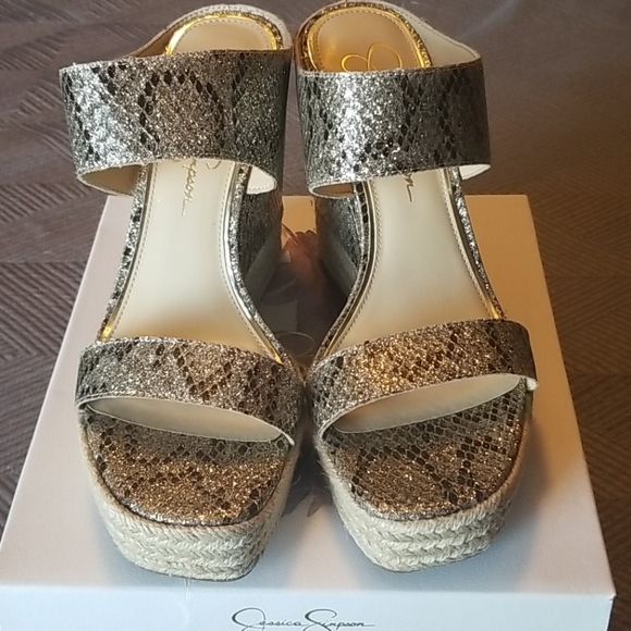 NEW gold espadrille wedges - Picture 2 of 6